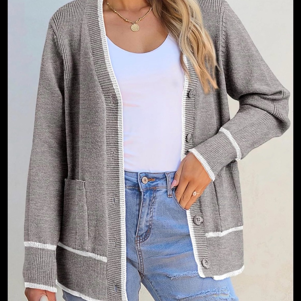 Elegant Gray Women's Cardigan by [Brand]